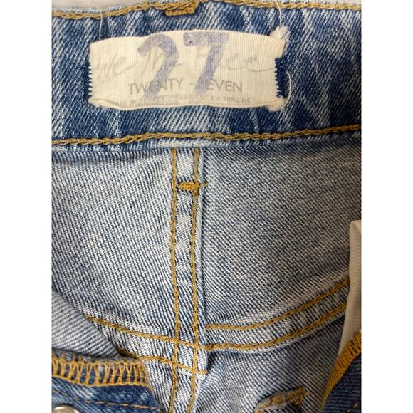 We The Free High-Rise Straight Jeans Inner Seam Lace Flare Details Size 27 - Picture 4 of 8